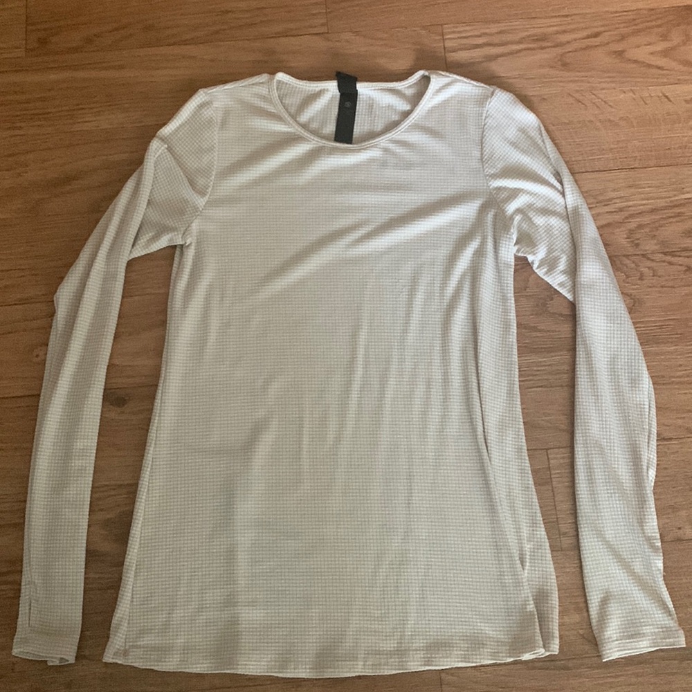 EUC Agnes and Dora long sleeve